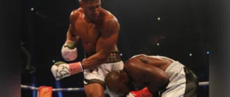 Ver: Anthony Joshua domina a Carlos Takam pese a sufrir una fractura de nariz